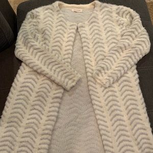 Solitaire sweater